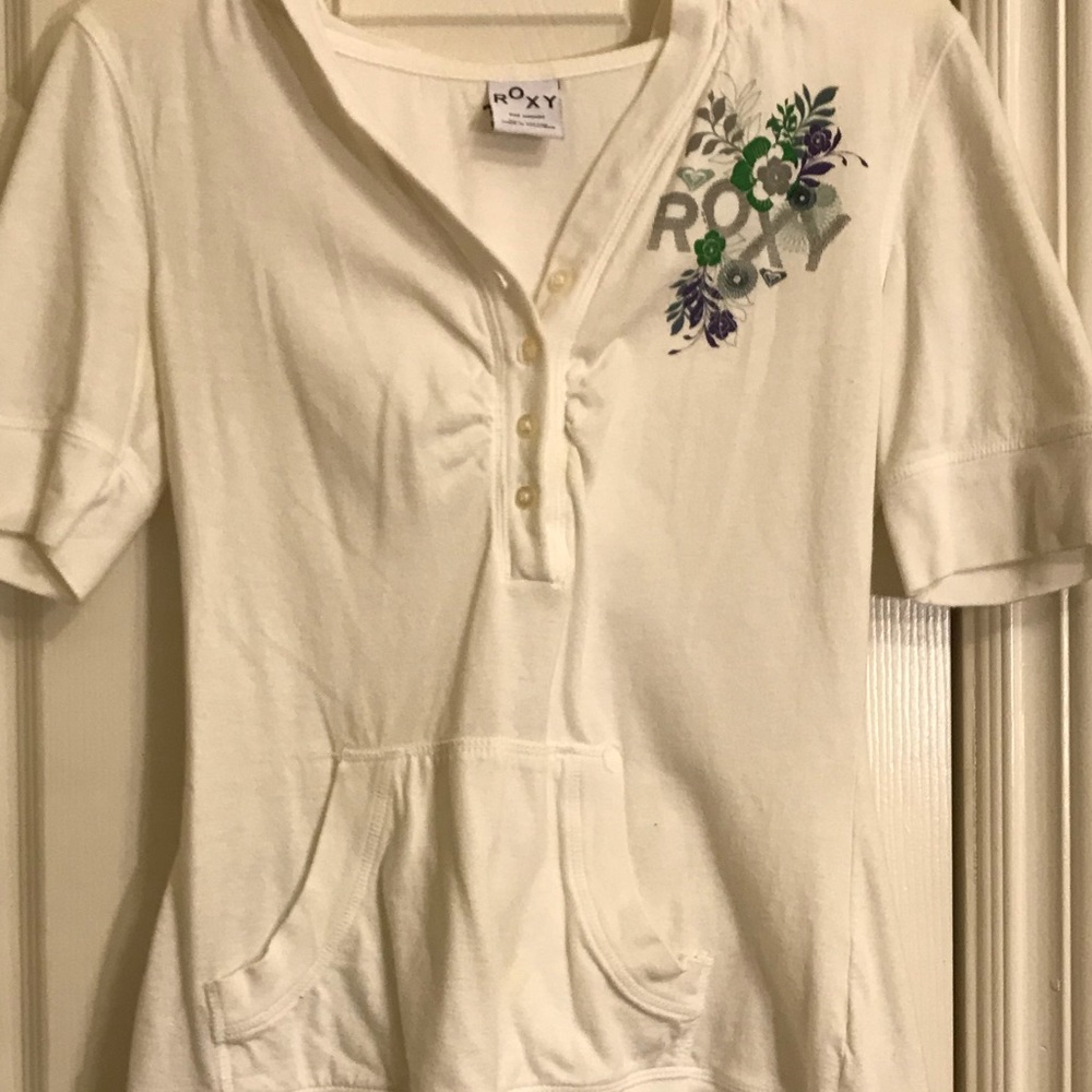 White Roxy shirt with hoodie